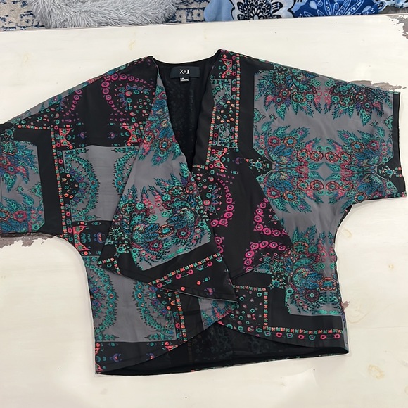 #43 XXI floral kimono type top S/P - Picture 11 of 11